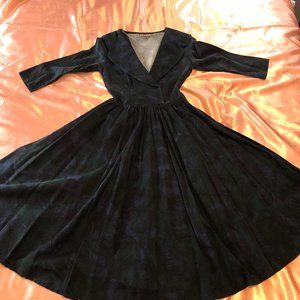 Peacock print birdie pinup girl dress. Small